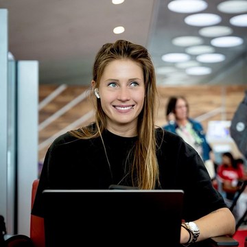 Charlotte de Witte - Music and Event Shoots Collection in charlottedewittemusic_3284386915044877040.jpg - hidden celebrity photo